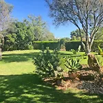 Casa De Colinas By Vintage Travel