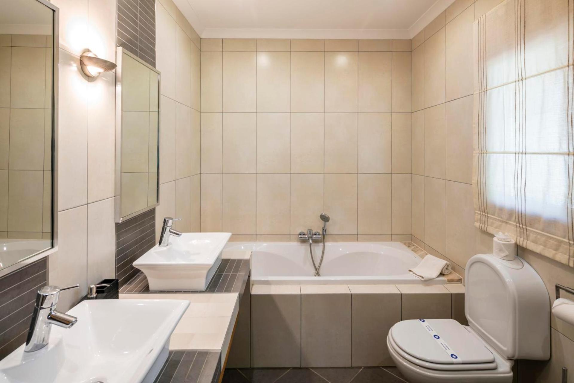 Casa De Colinas By Vintage Travel *
