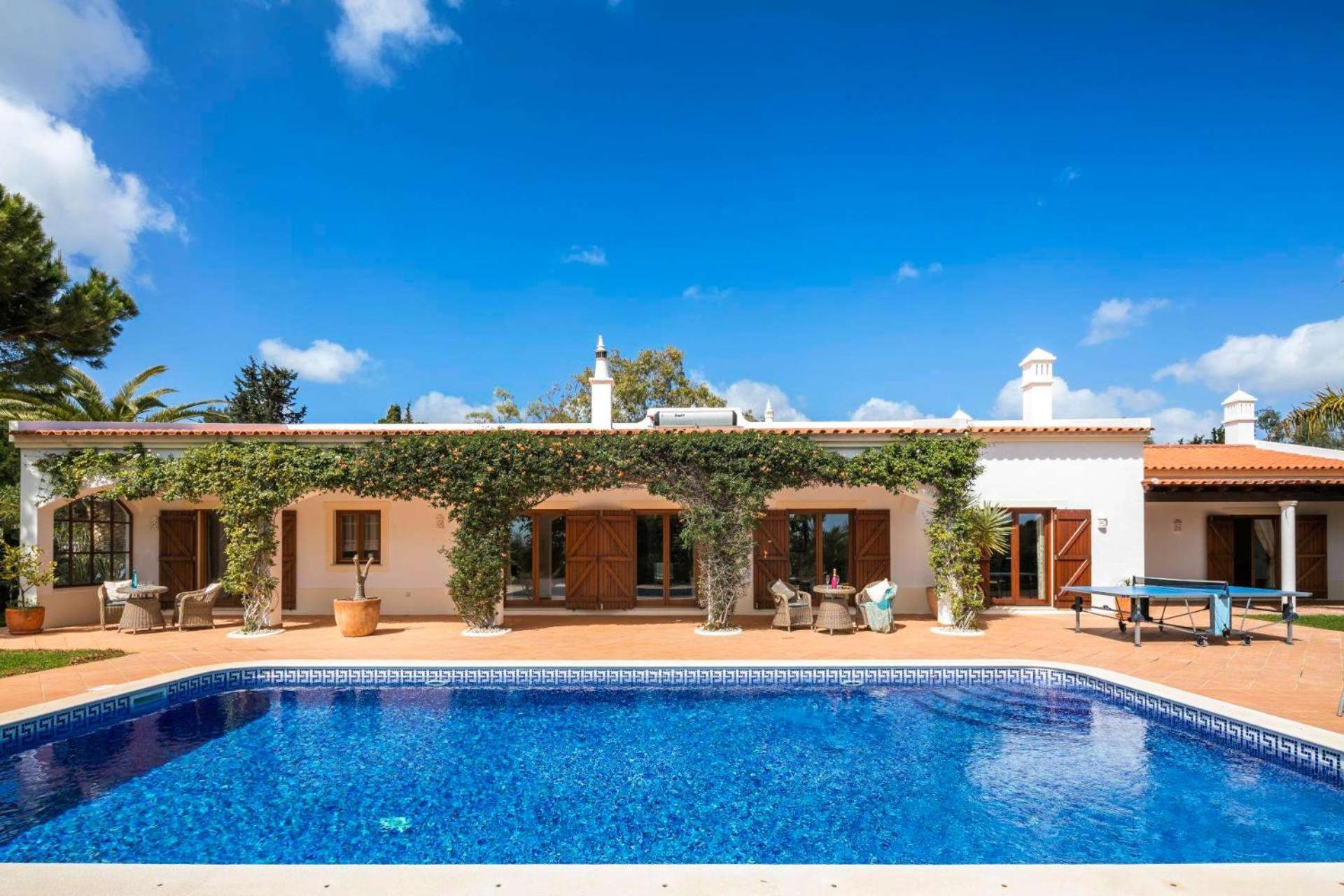 Casa De Colinas By Vintage Travel Villa