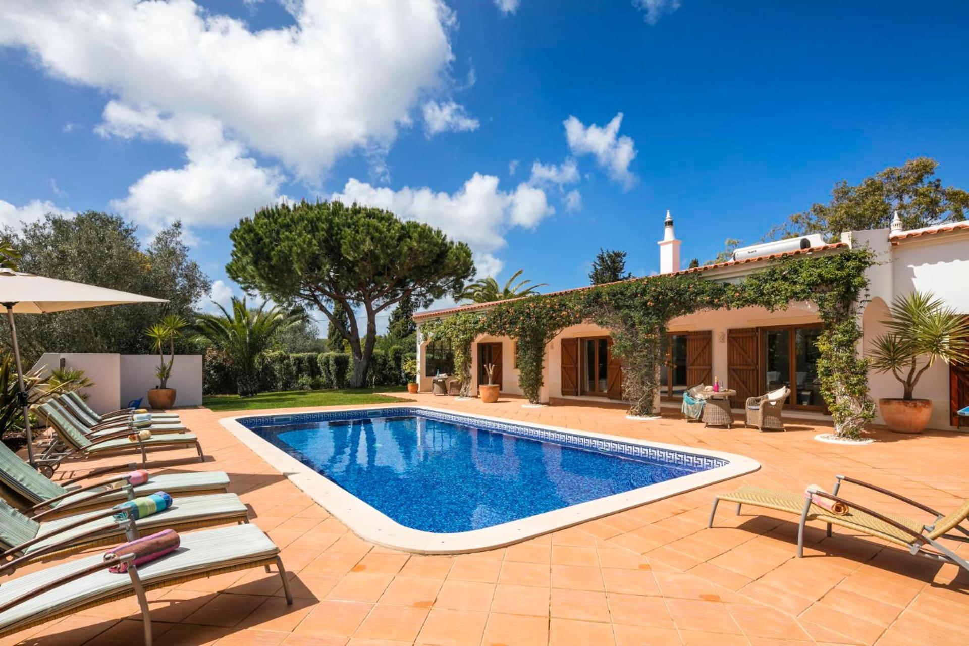 Casa De Colinas By Vintage Travel Villa Lagos
